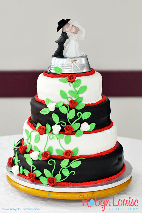 DSC7118 I love this cowboy wedding cake topper