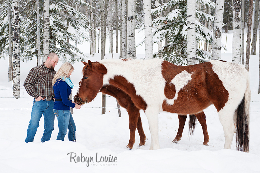 Engagements Robyn-Louise-Photography-Quesnel-Engagement-Photography-2014-001