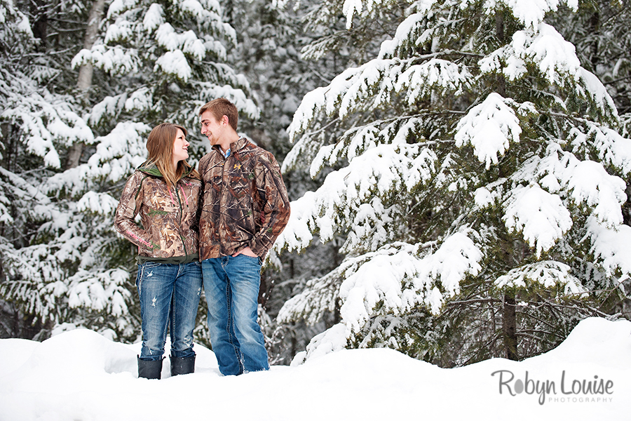 Engagements Robyn-Louise-Photography-Quesnel-Engagement-Photography-2014-006