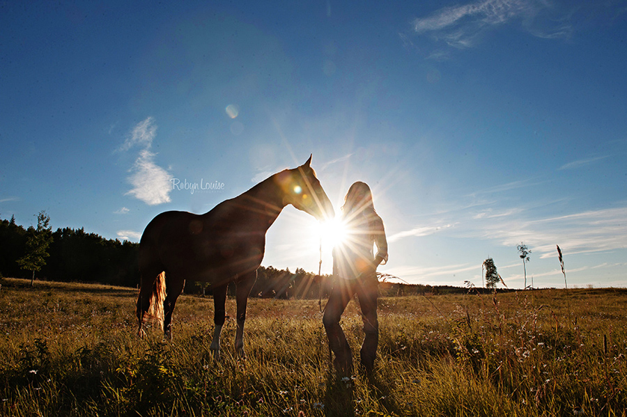 Quesnel Equine Photographer, Robyn Louise Photography captures the unique bond between horse and rider in her Beauty and Beloved sessions.