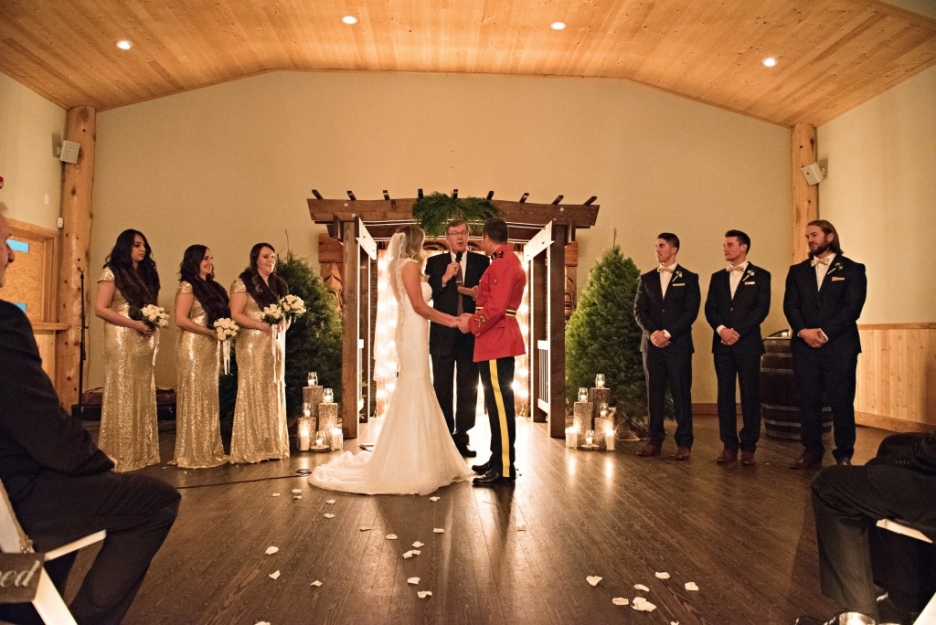 Robyn-Louise-Photography-Jenny-Josh-Wedding-NYE-Fraser-River-Lodge0049